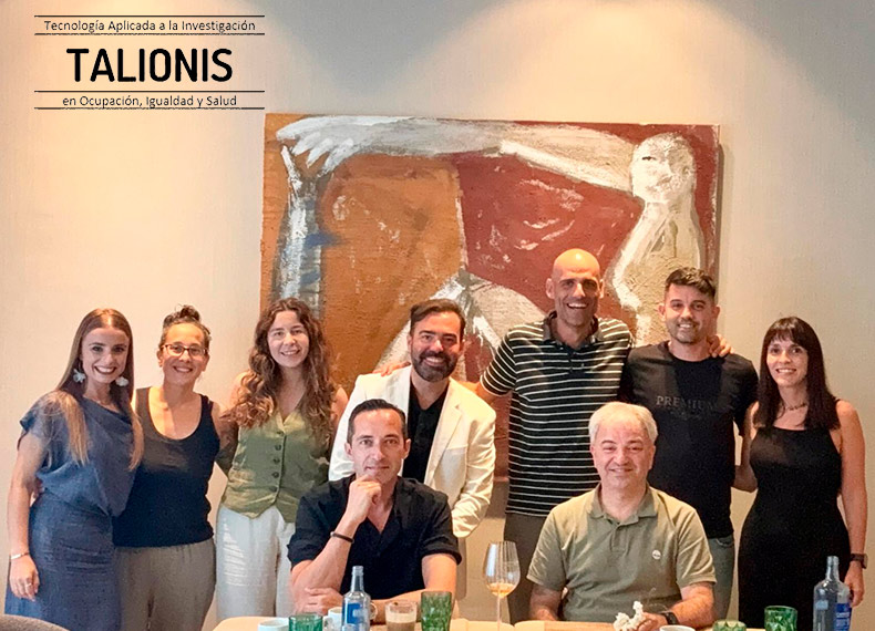 Foto del grupo del IMEDIR en la comida de fin de curso